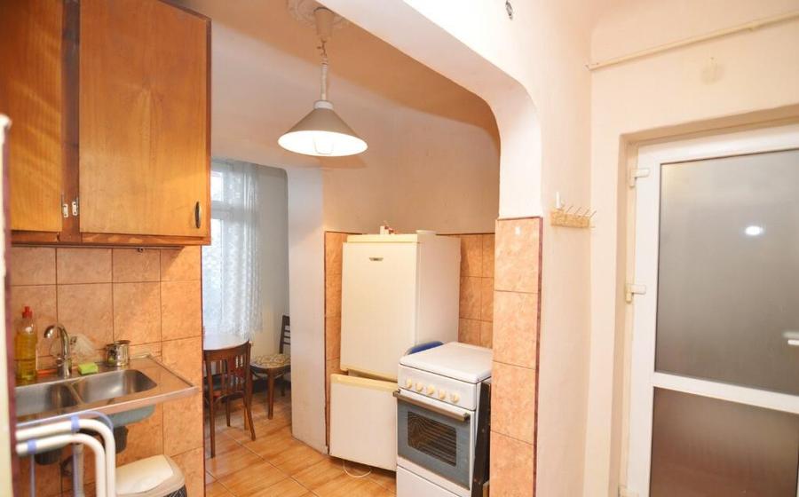 Garsoniera Baba Novac | Curte Generoasa | Localizare Excelenta - 13