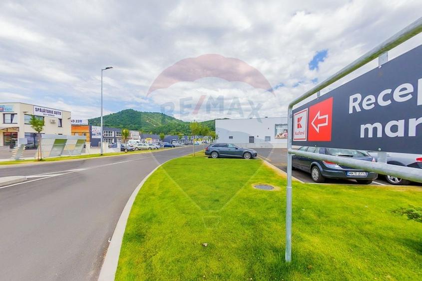 LUX! De inchiriat SPATIU COMERCIAL cu birouri, magazie și acces TIR - 28