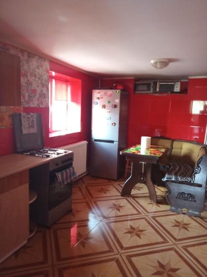 Inchiriez casa . - 7