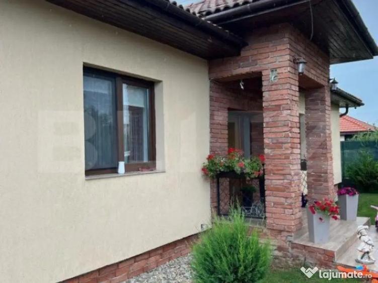 Casa cu 4 camere, 150 mp, teren 1000 mp, zona Bercu Rosu - 7