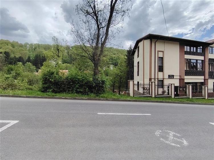 Teren intravilan in Sovata Bai, str. Bradului - 2