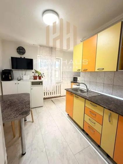 Apartament 2 camere decomandat, Str. Dobrogei, zona Teren atletism - 6