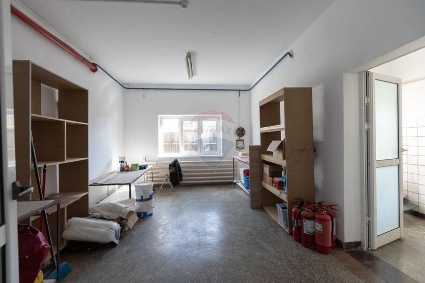 Spatiu comercial de 944 mp de inchiriat, zona Serbanesti - 21