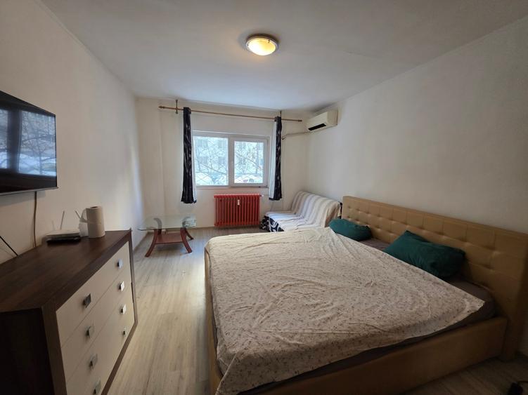 Dristor, rond, Baba Novac, 5 minute metrou, 10 minute mall Park Lake - 1