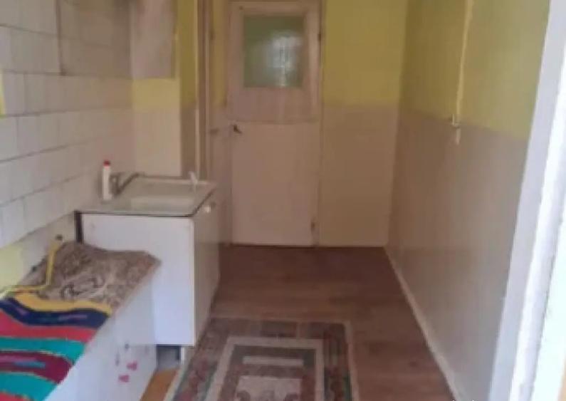 Apartament 2 camere, decomandat - zona Tractorul - 7