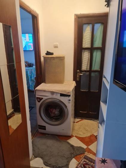 De vanzare Apartament 3 camere, ideal pentru investitie! - 2