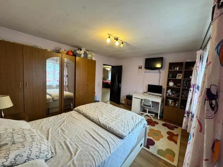 Casa cocheta cu terasa | 5 ari teren - 12