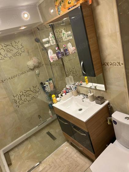 Vand apartament 3 camere - 1