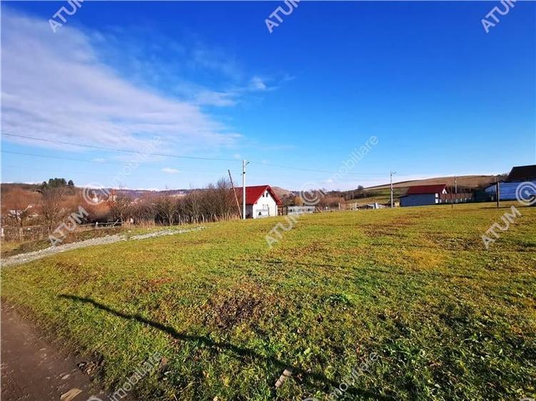 Teren intravilan 500 mp cu utilitati si deschidere la 2 strazi - 4