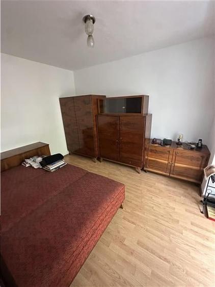 Cu centrala si balcon Dacia - 6