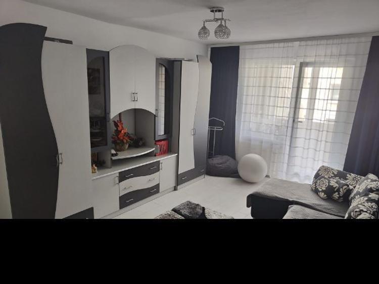 Apartament de vanzare in Reghin, Bulevardul Unirii, Block 9, etajul 2 - 1