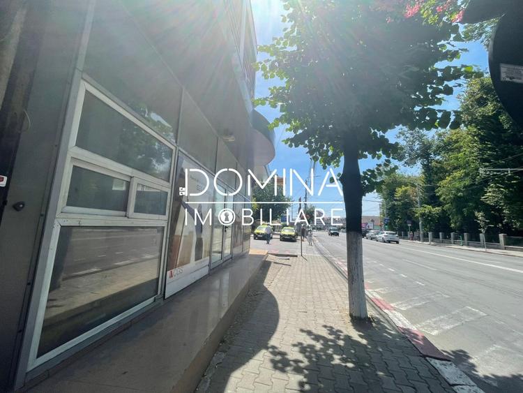 Spațiu comercial, de 790 mp, în Central