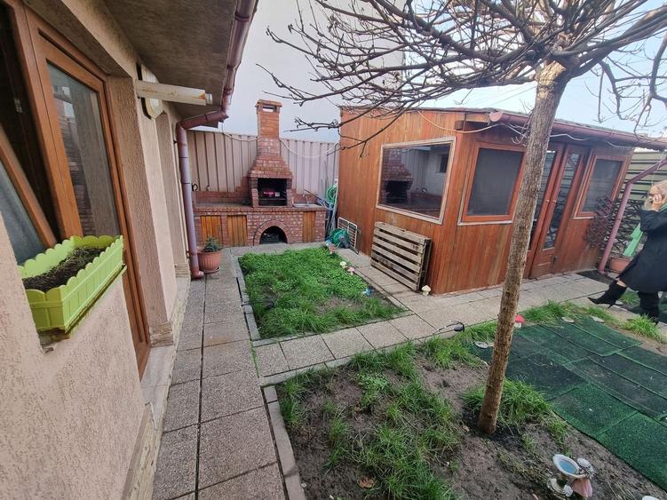 Bratianu  -casa cu deschidere pe colt - 25