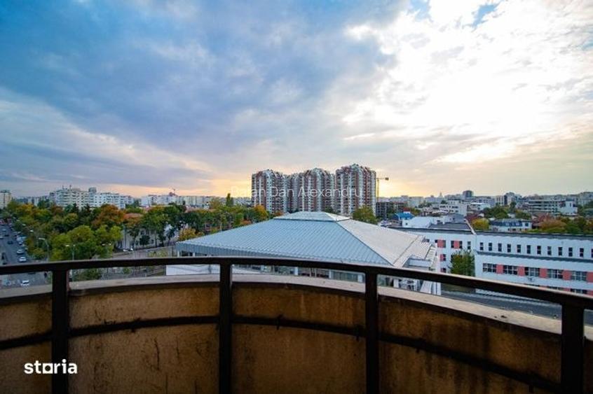 Garsonieră în bloc mixt la 1 minut de stațiile de Metrou Dristor 1 & 2
