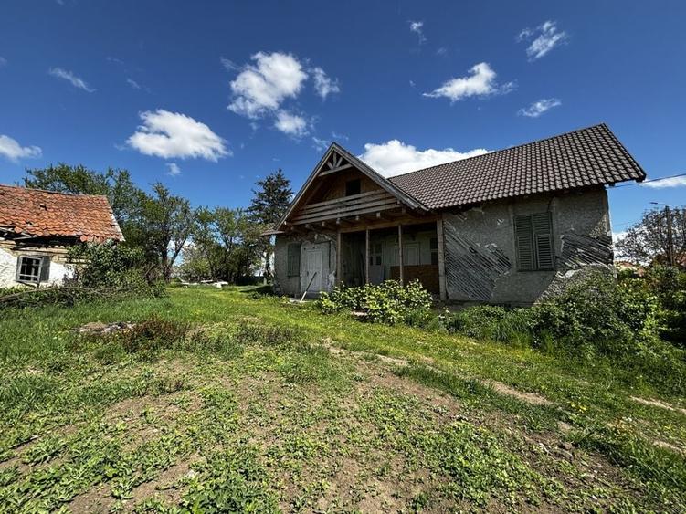 Casa 4 camere 90 M? cu 2.770 M? teren+posibilitate &icirc;ncă 1.200 M? teren - 4