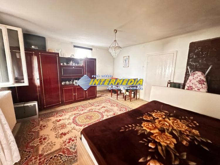 Casa 2 camere cu 920 mp teren Alba Iulia Zona HCC la asfalt toate utilitatiile - 7