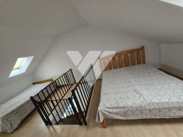 Apartament tip mansarda 3 camere de vanzare Zona Strand - 3