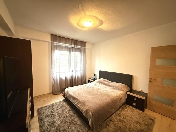Apartament 2 camere de vânzare | Parter înalt | Balcon închis | Parcare privată - 2