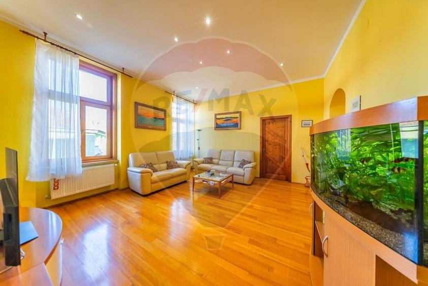 Apartament cu 3 camere de vanzare in zona Ultracentral - 7