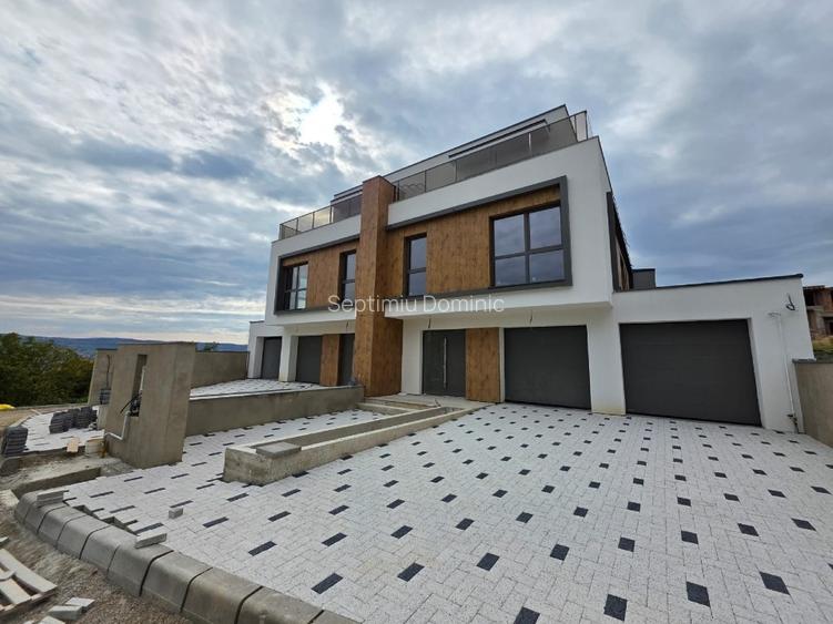 DUPLEX PREMIUM P+E+R CU PANORAMA CART VORONET DUPLEX PREMIUM P+E+R CU PANORAMA CART VORONET