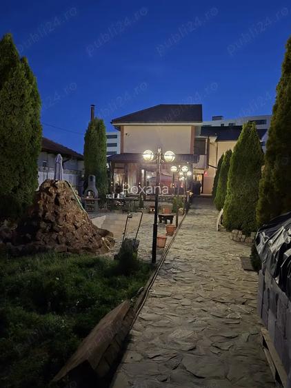 Vila P+1,absolut deosebita, 210mp construiti(p+e),2008 anul construcitiei,caramida Porotherm. Vila P+1,absolut deosebita, 210mp construiti(p+e),2008 anul construcitiei,caramida Porotherm.