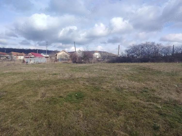 Teren intravilan in Betfia langa crater - 1