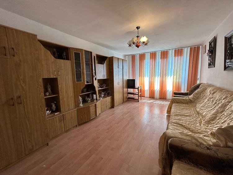 Apartament 2 camere-Zona Sud - 71mp - 61500 euro - 1