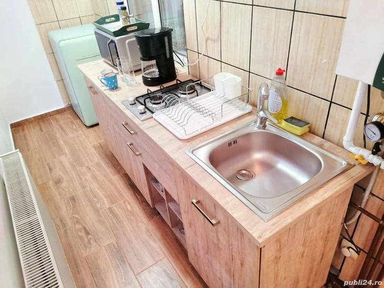 CAZARE in Alba Iulia: Apartament cu 2 camere, living + parcare - 1