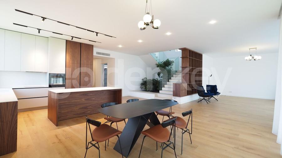 Vila minimalista si insorita | 2 garaje | 959mp teren - 2