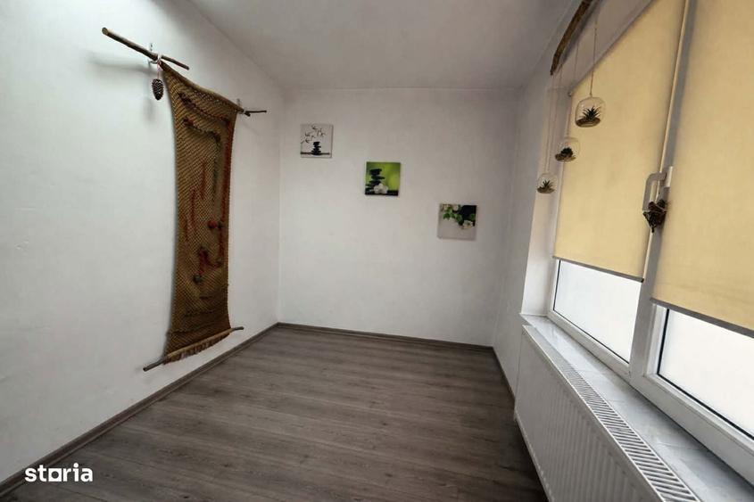 Vand spatiu comercial la parter, suprafata utila 80 mp, 2 bai - 7