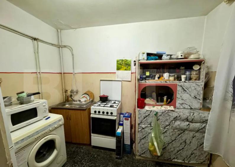 Apartament 2 camere, etaj 2, semidecomandat zona Central - 2