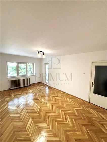 LUNEI - ETAJ 1 - BLOC IZOLAT - GARAJ SUB BLOC+BOXA - 3 CAMERE - 2 BAI - CENTRALA - 2