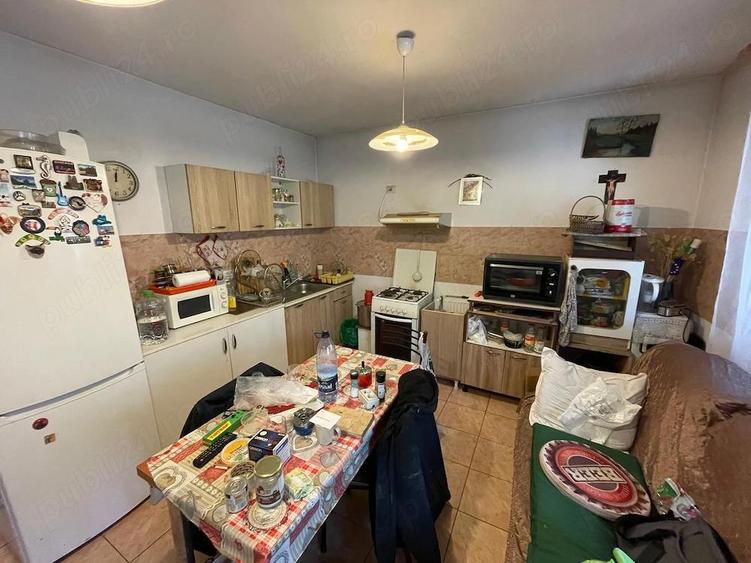 Casa la curte, 1.297 mp teren, Nana, jud. Calara?i 52 km de Bucure?ti - 1