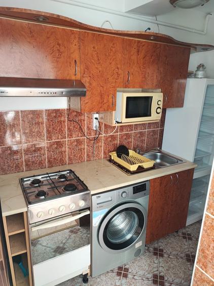 Apartament o camera de inchiriat.1000 ron - 6