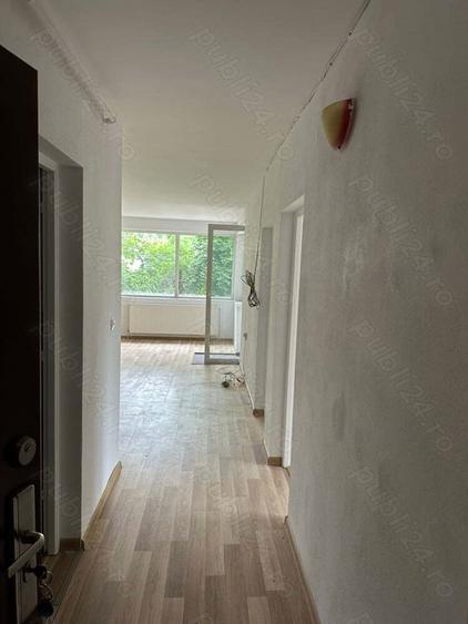 Apartament de vanzare - 9