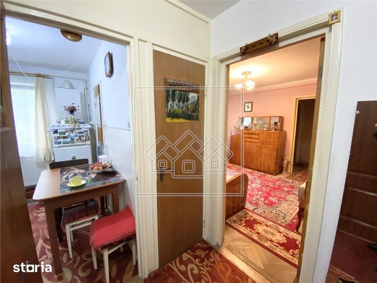 Apartament 2 camere de vanzare, necesita renovare, zona Rahovei - Sibi - 3