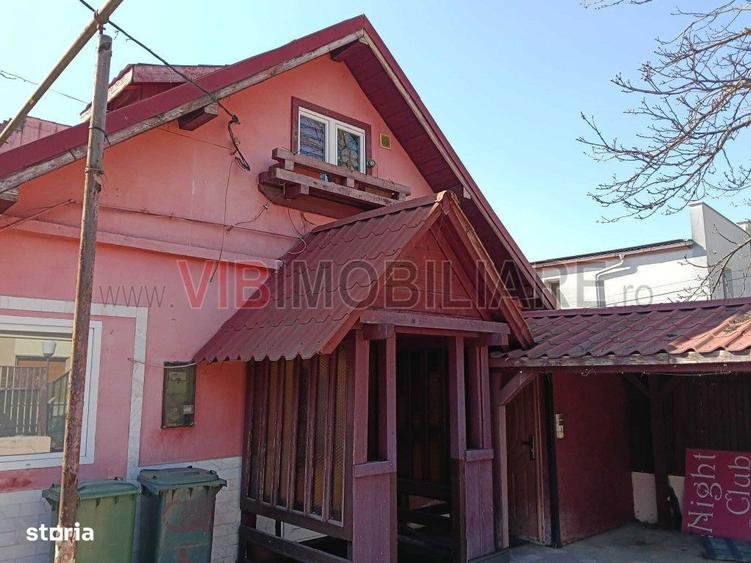 Casă cu 6 camere cu Teren 722 Mp în Aradului