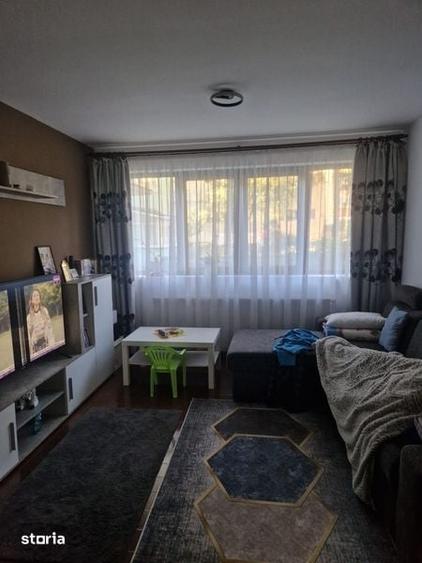 Apartament cu 2 camere semidecomandat în Aleea Trandafirilor