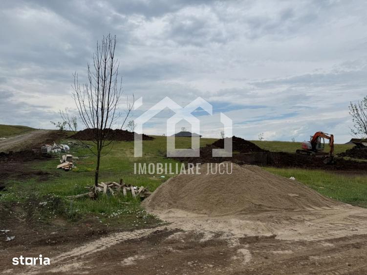 Teren de 822 mp, în Jucu