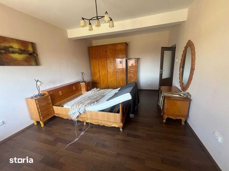 Casă cu 4 camere cu Teren 250 Mp în Agigea