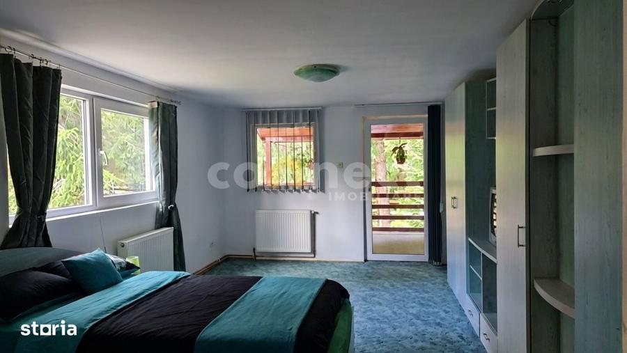 Casă cu 3 camere în Dealu Negru