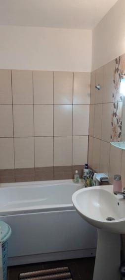 Apartament cu 2 camere semidecomandat în Gară