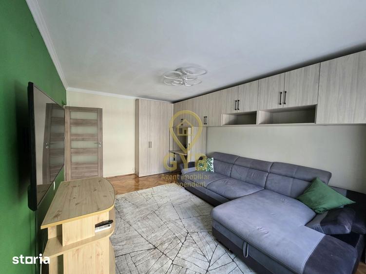 Apartament cu 3 camere decomandat în Decebal