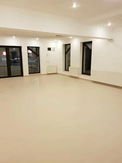 Spațiu comercial, de 75 mp, în Săcele