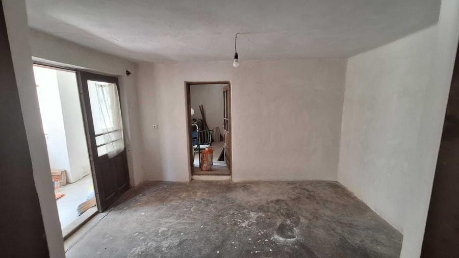 Apartament cu 6 camere în Grădinari
