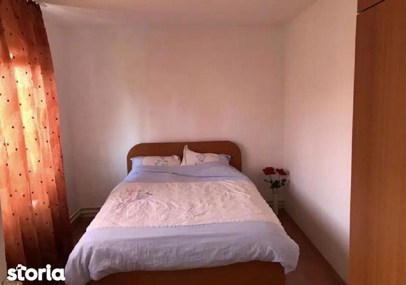 Casă cu 4 camere cu Teren 400 Mp în Km 5
