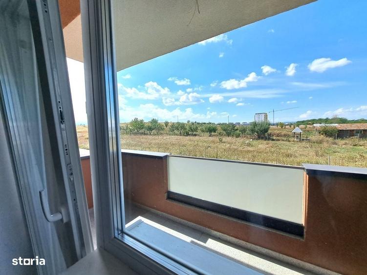 Apartament cu 2 camere decomandat în Aeroport