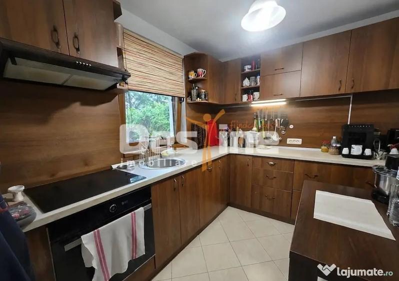 Casa individuala cu sistem fotovoltaic, curte amenajat?... - 4