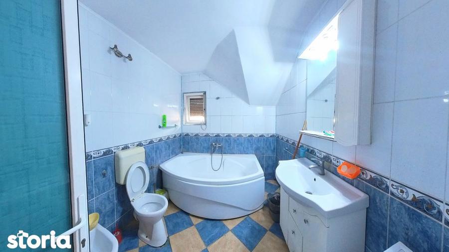 Casa spa?ioasa de 194 mp utili, in Tractorul, Bra?ov - 14