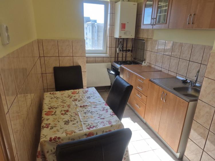 Inchiriez sau vand Apartament 2camere in Turda str Toamnei nr4 - 1